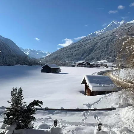 Hotel Rosengarten Neustift im Stubaital Exterior photo